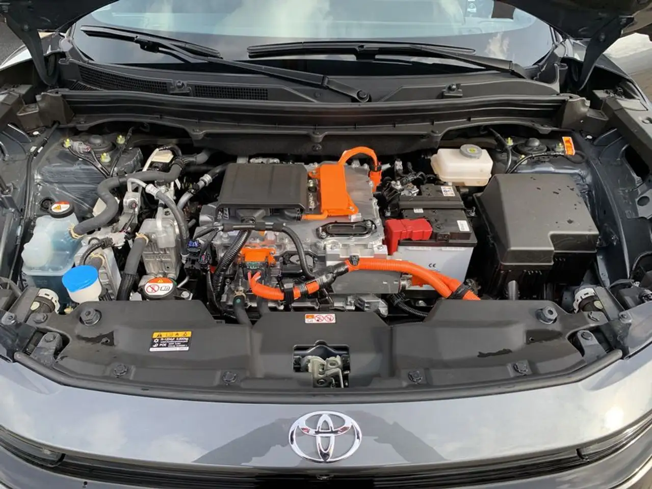 Toyota Urban 8