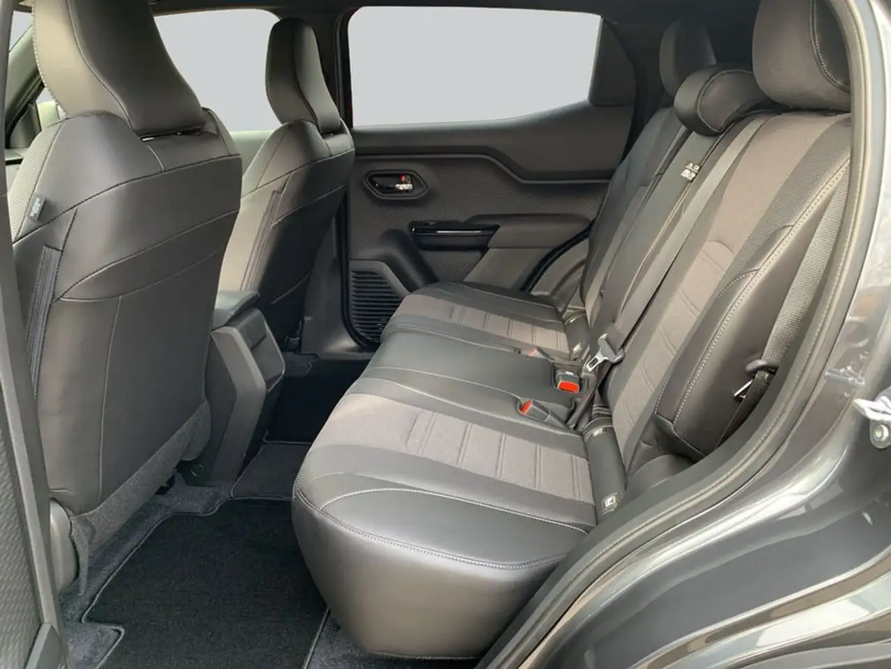 Toyota Urban 12