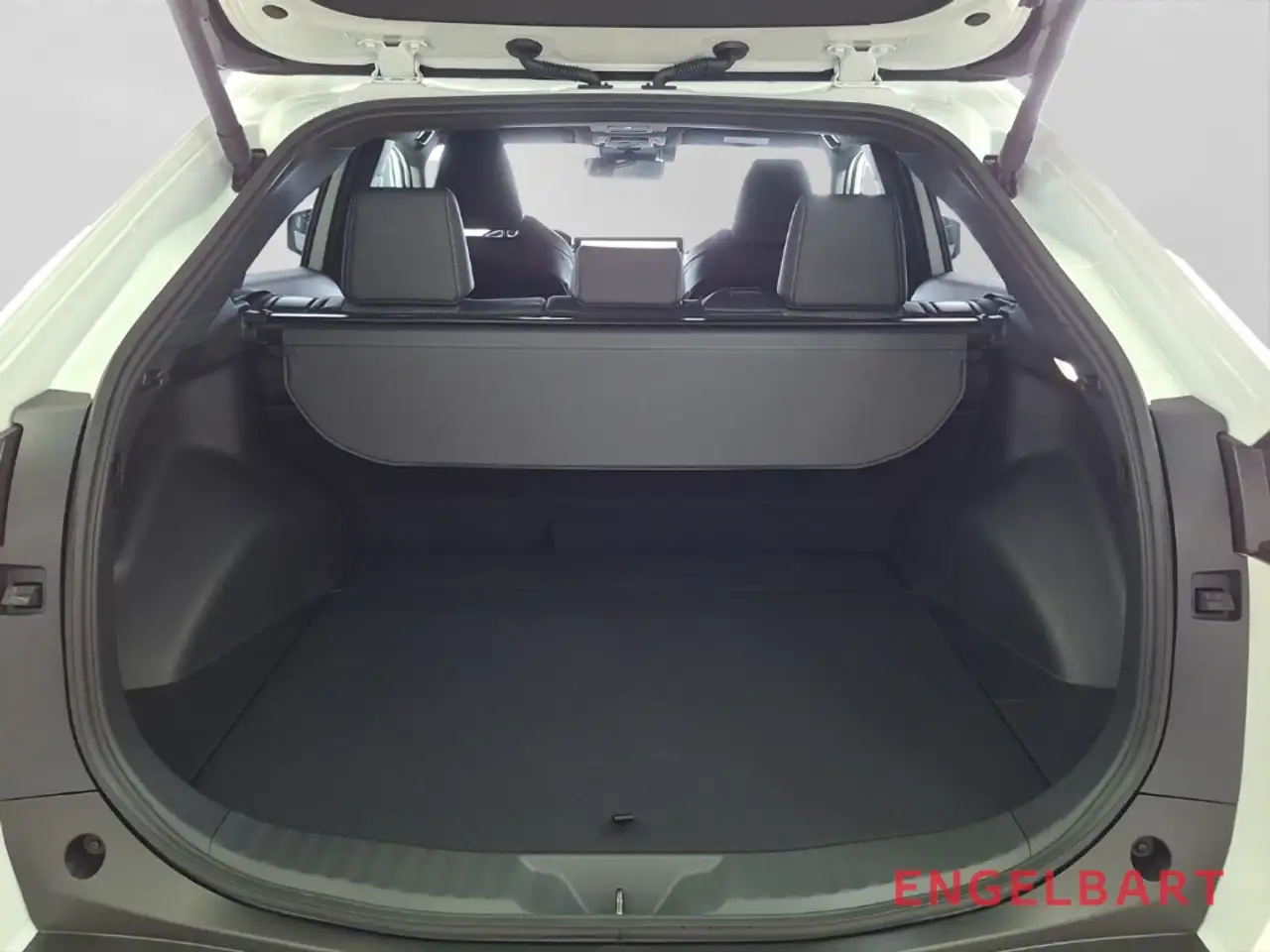 Toyota bZ4X 13