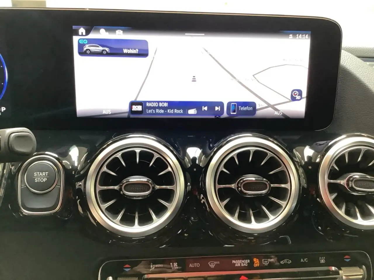 Mercedes-Benz EQA 250 10