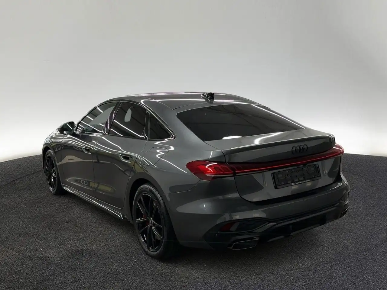 Audi A5 4