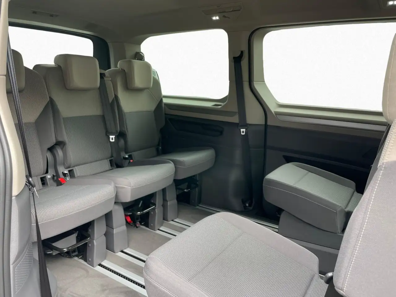 Volkswagen T7 Multivan 4