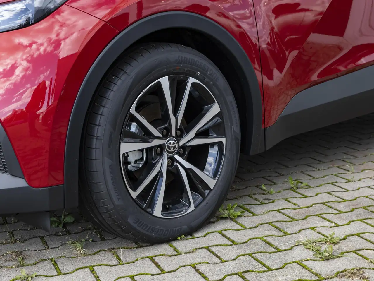 Toyota C-HR 13