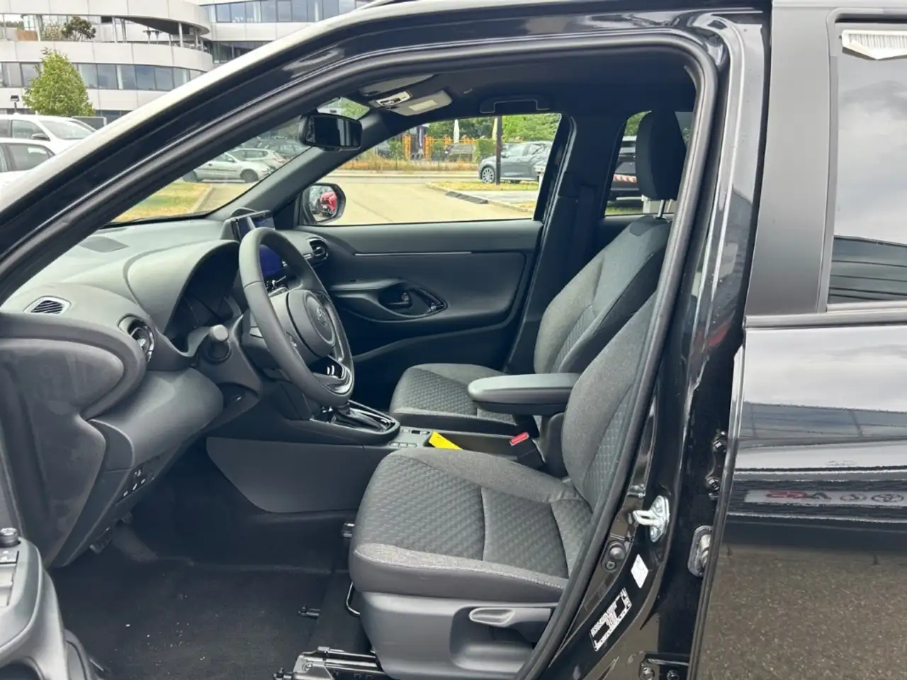 Toyota Yaris 12