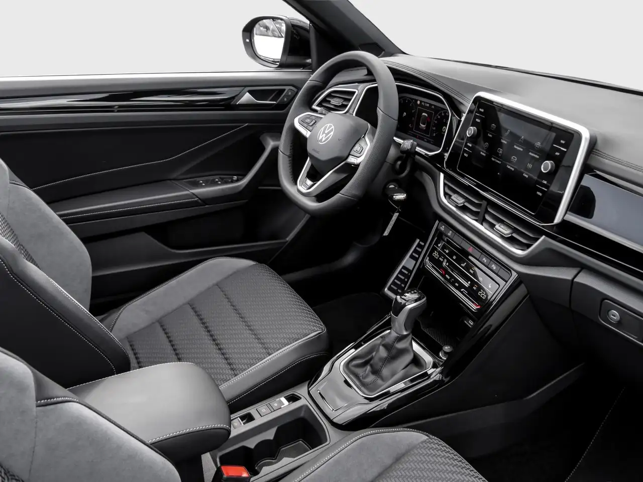 Volkswagen T-Roc 3
