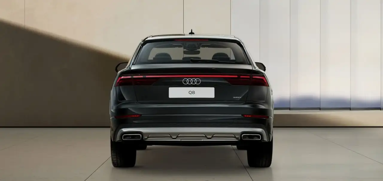 Audi Q8 5