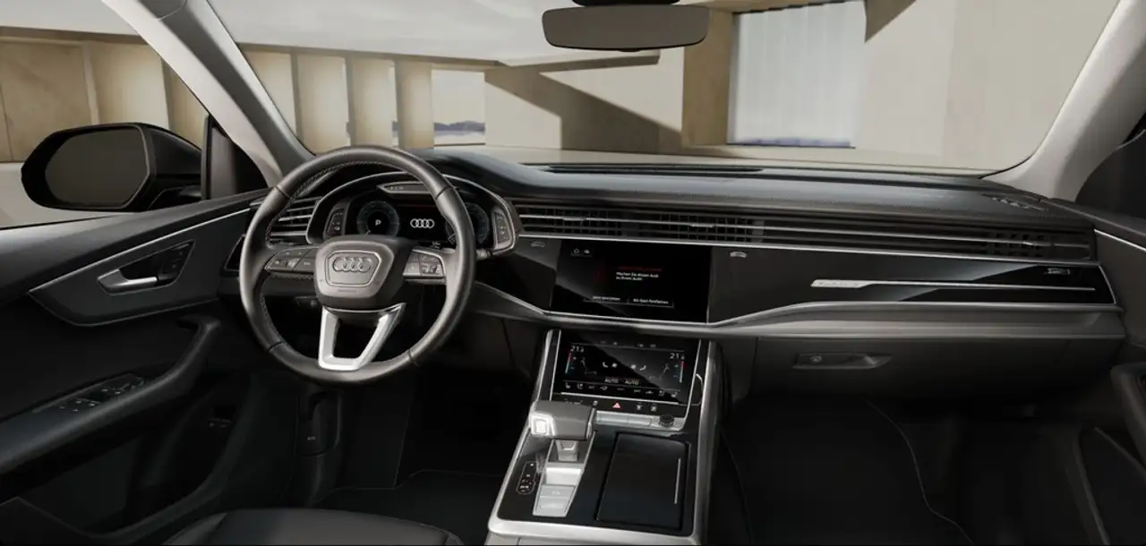 Audi Q8 6