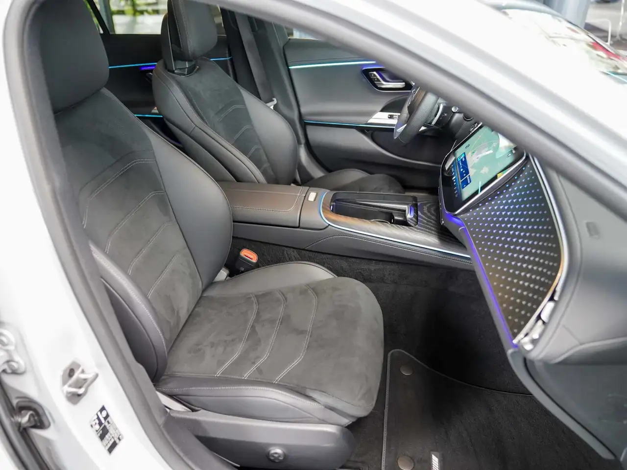 Mercedes-Benz E 450 8