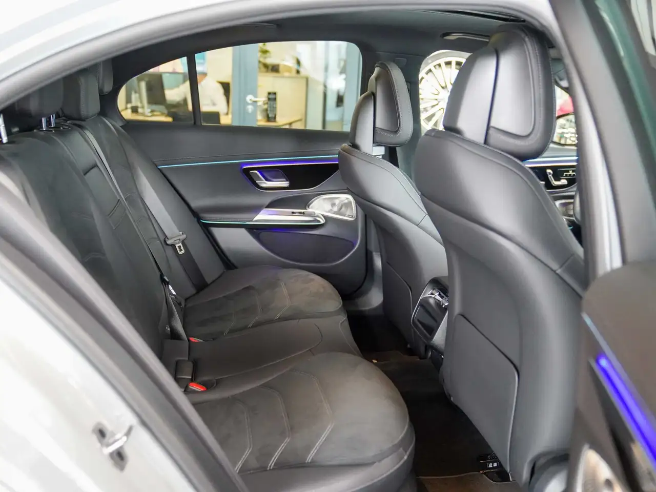 Mercedes-Benz E 450 10