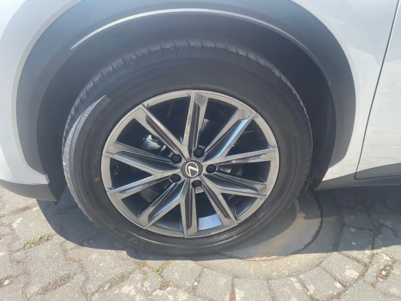 Lexus LBX 5