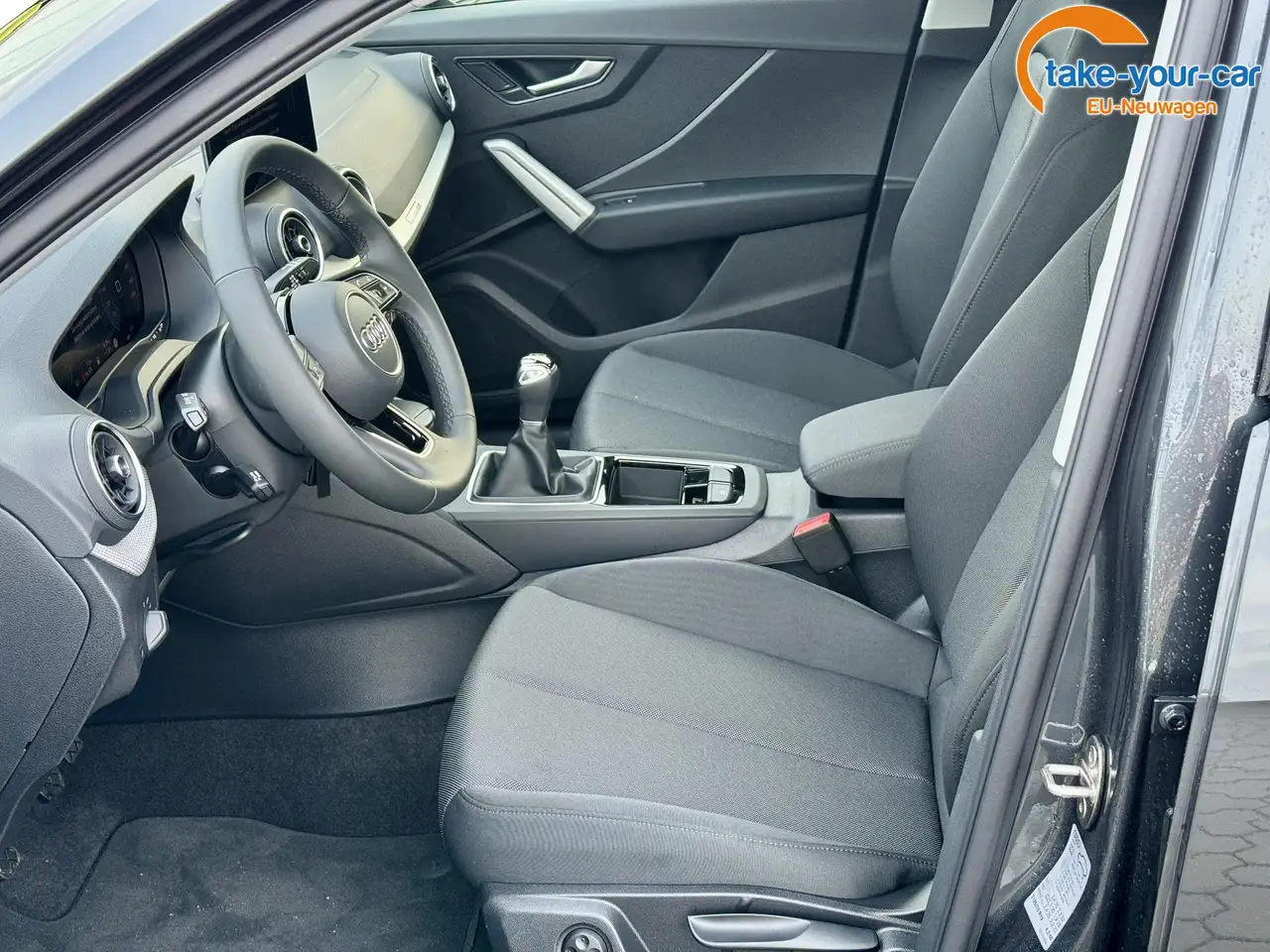 Audi Q2 13