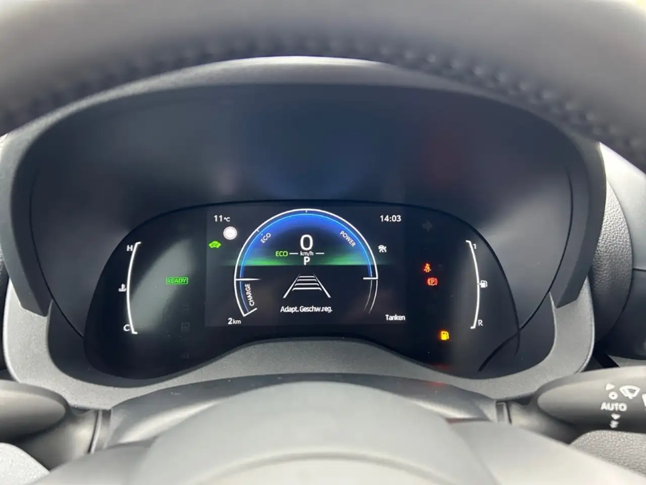 Toyota Yaris 16
