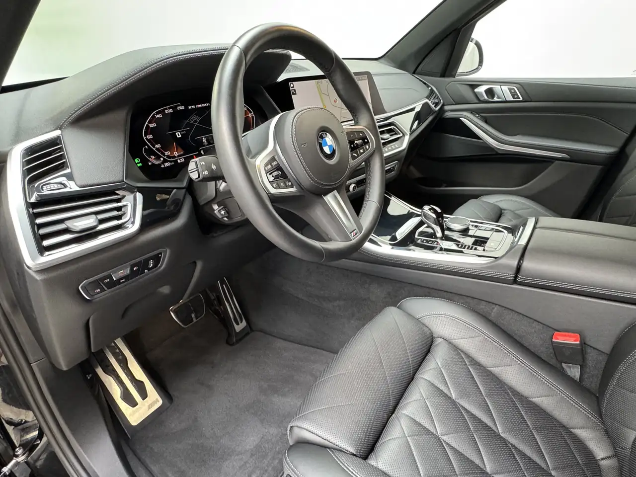 BMW X5 8