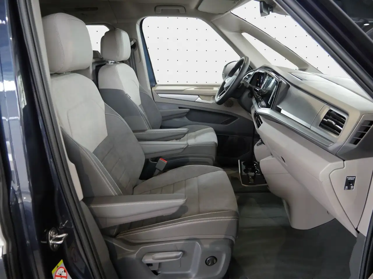 Volkswagen T7 Multivan 4