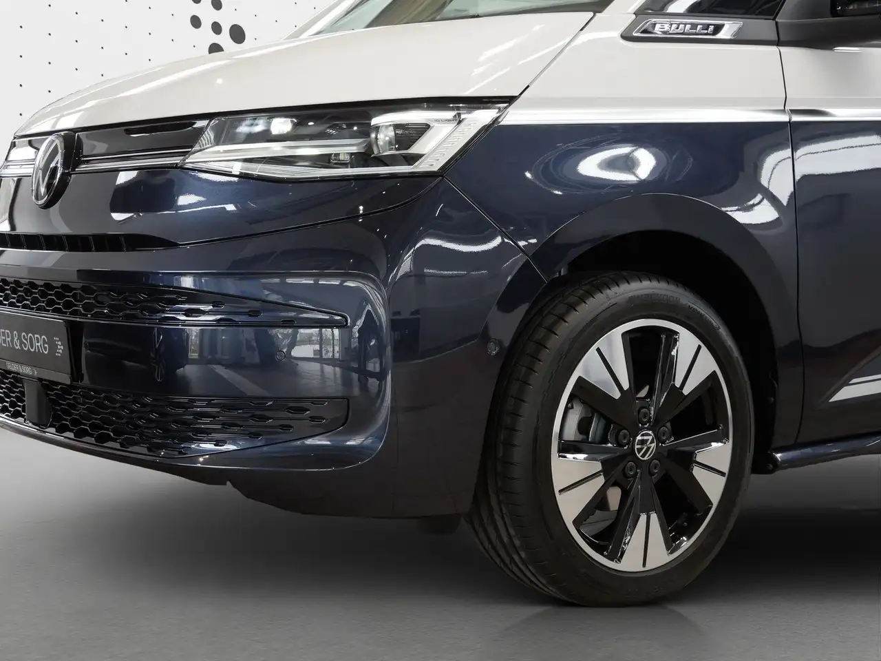 Volkswagen T7 Multivan 13