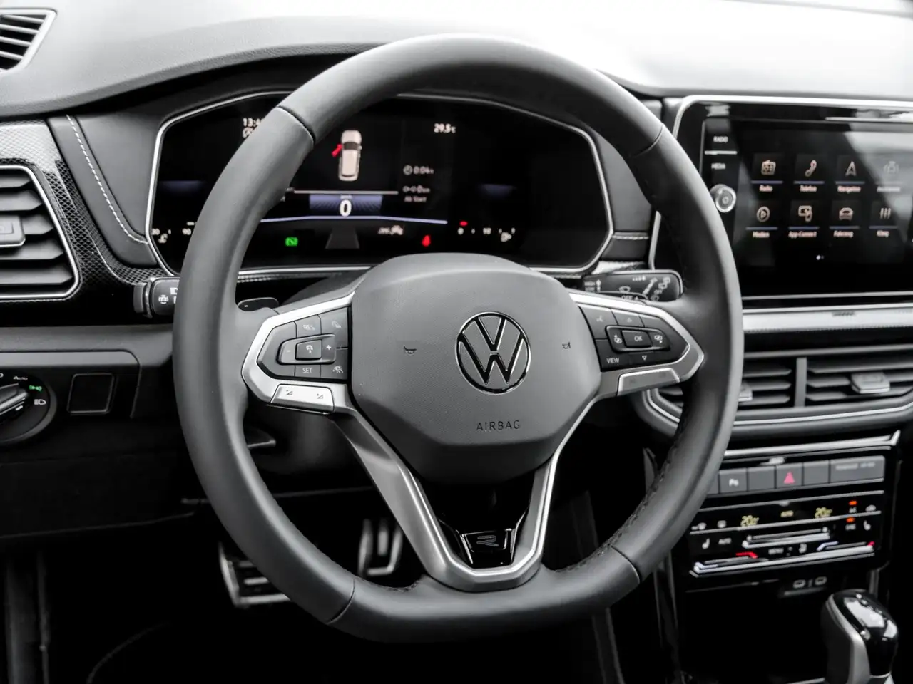 Volkswagen T-Cross 9