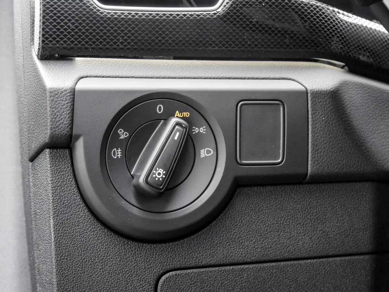 Volkswagen T-Cross 14