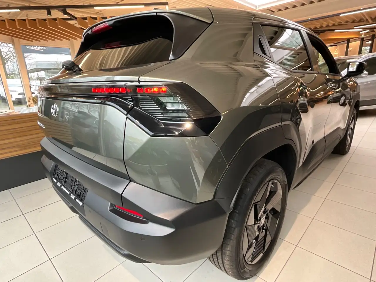 Toyota Urban 6