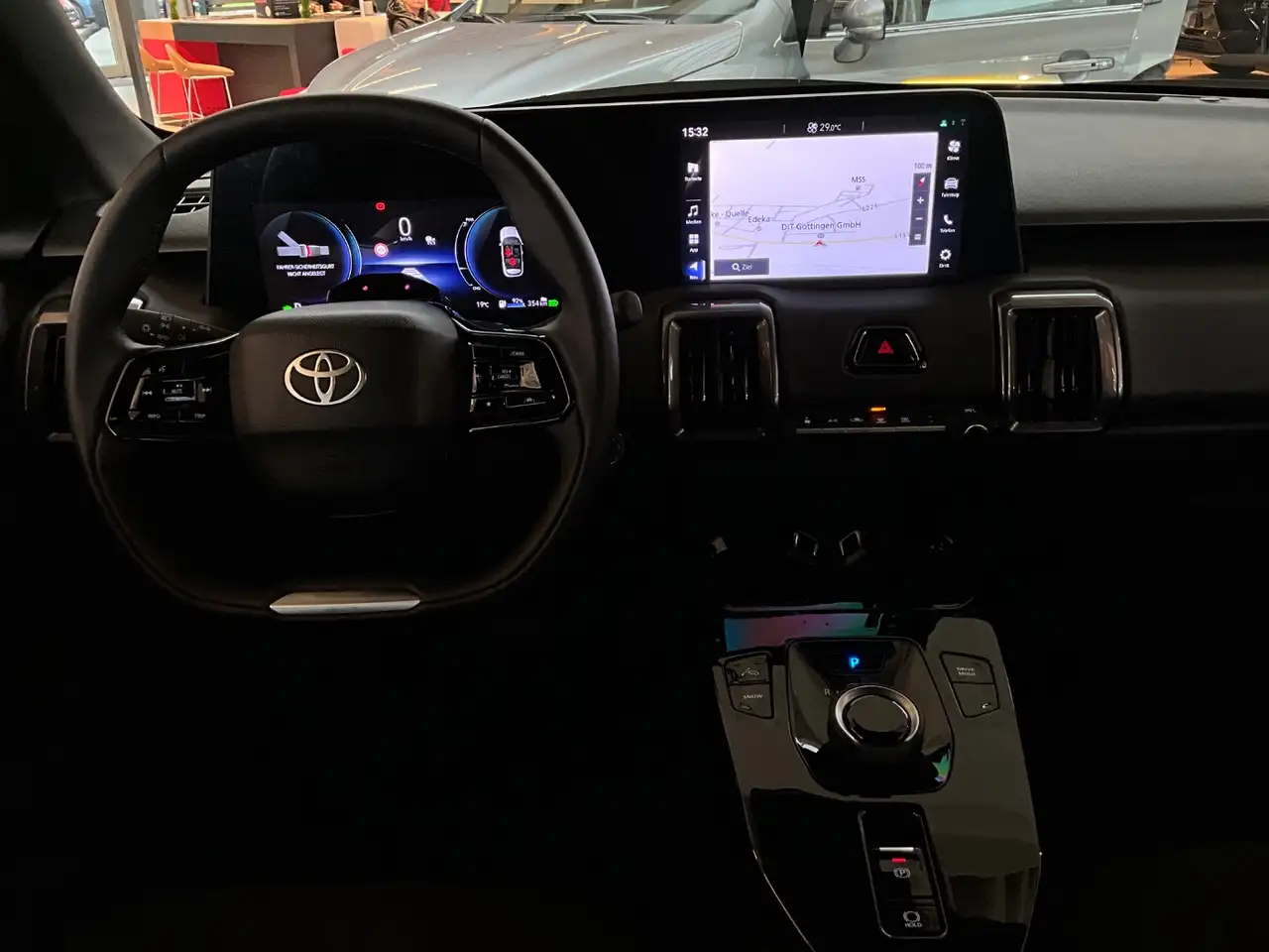Toyota Urban 13