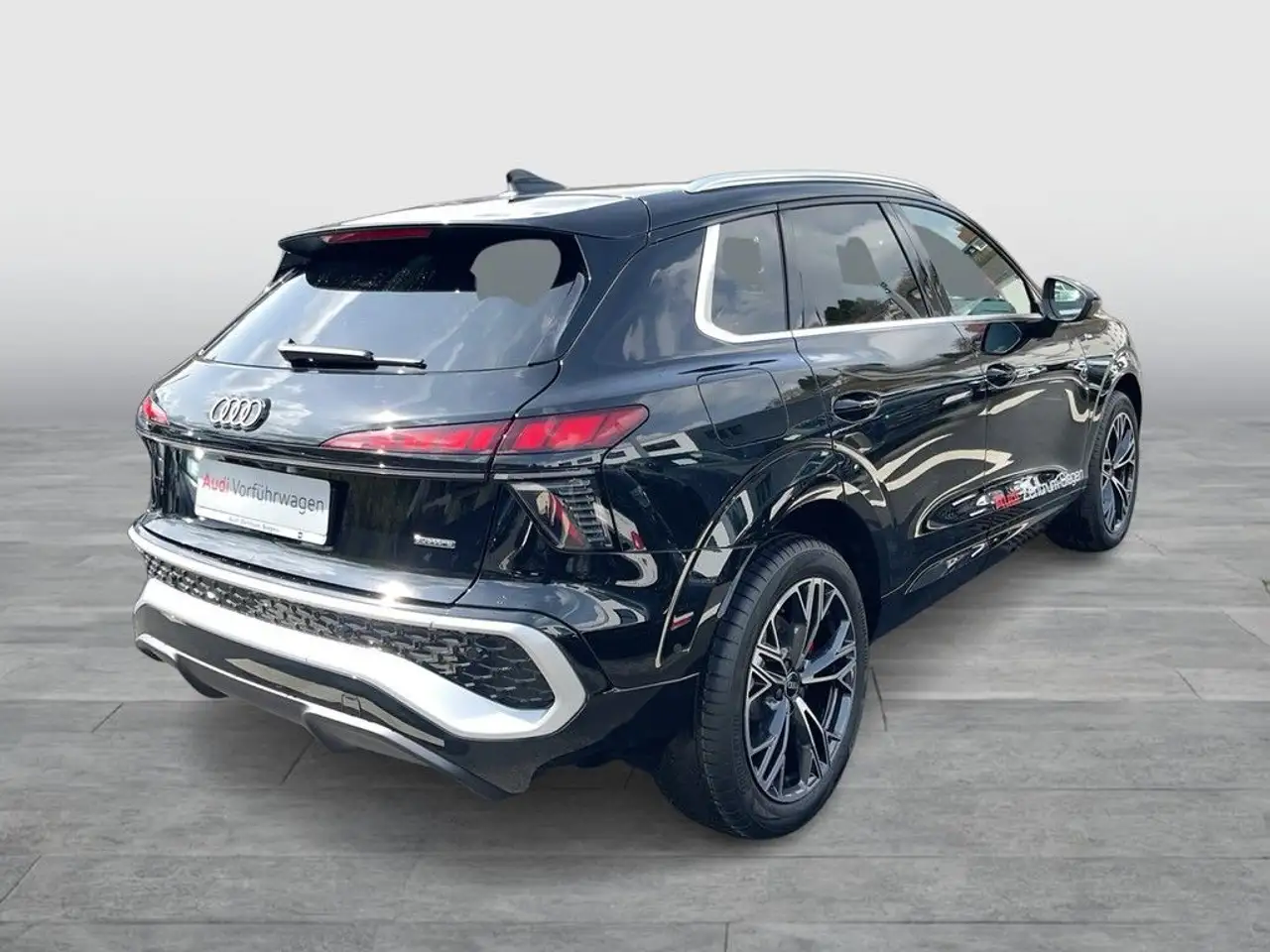 Audi Q3 7