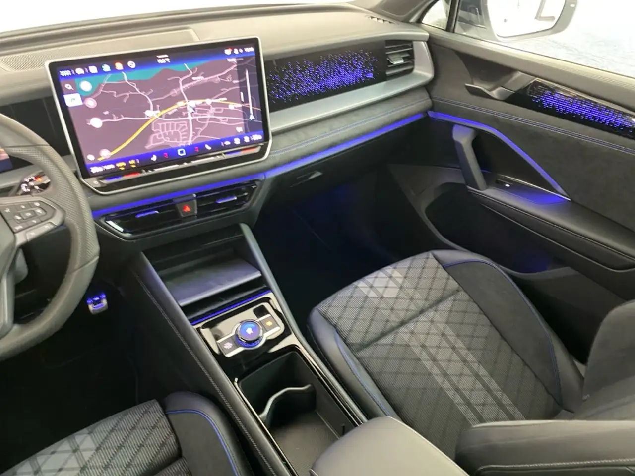 Volkswagen Tayron 8