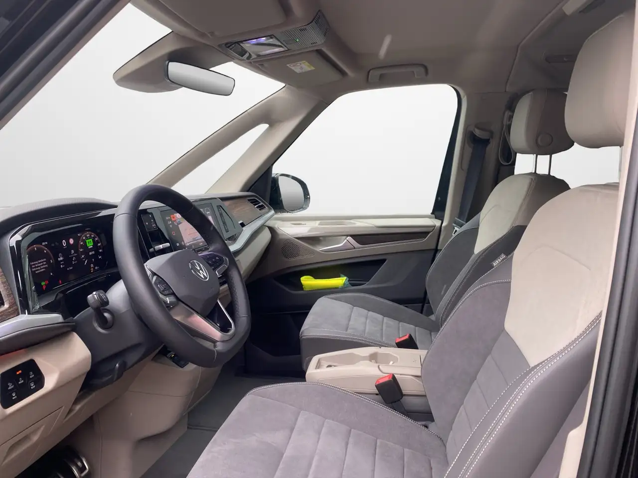 Volkswagen T7 Multivan 7