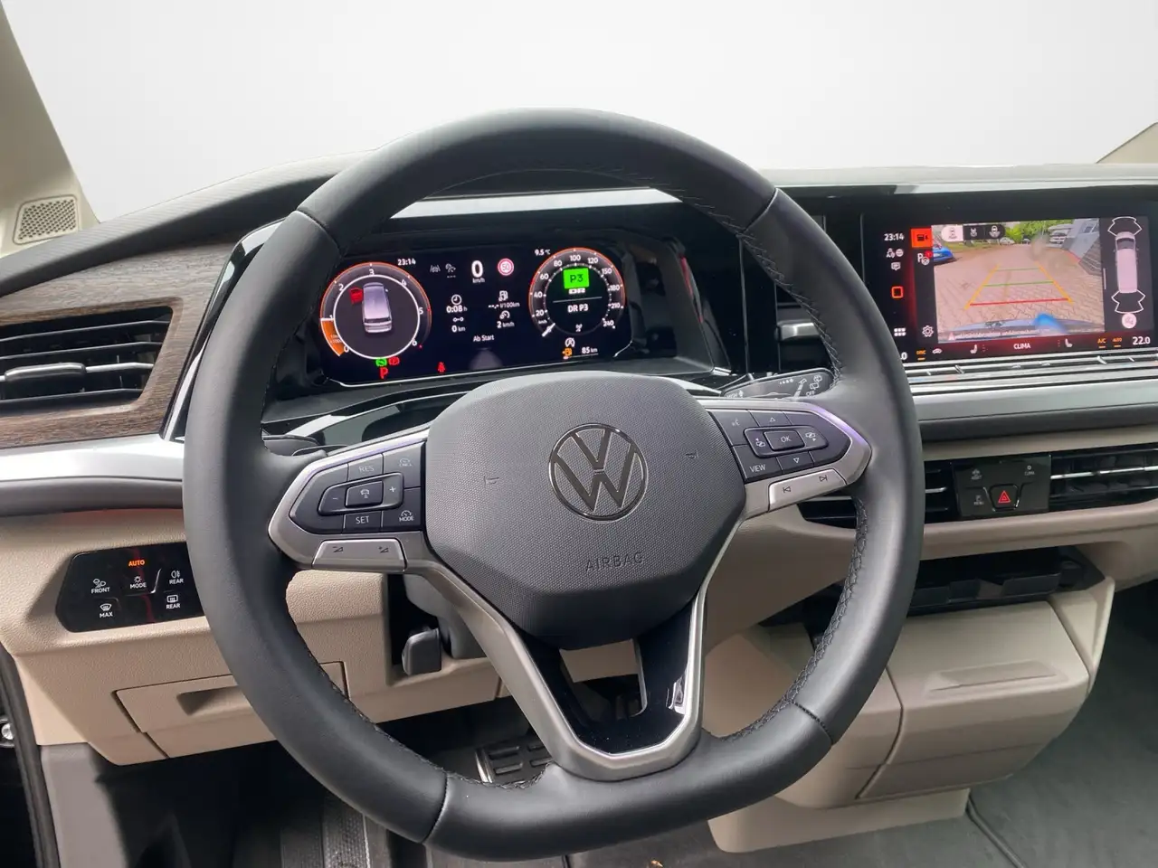 Volkswagen T7 Multivan 9