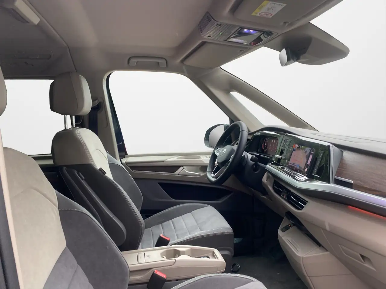 Volkswagen T7 Multivan 13