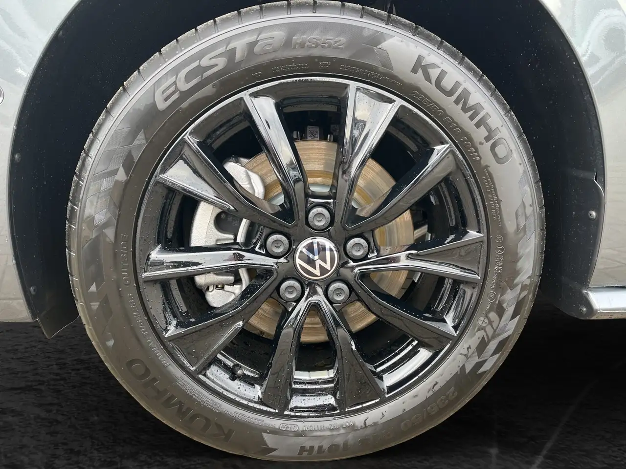 Volkswagen T7 Multivan 5