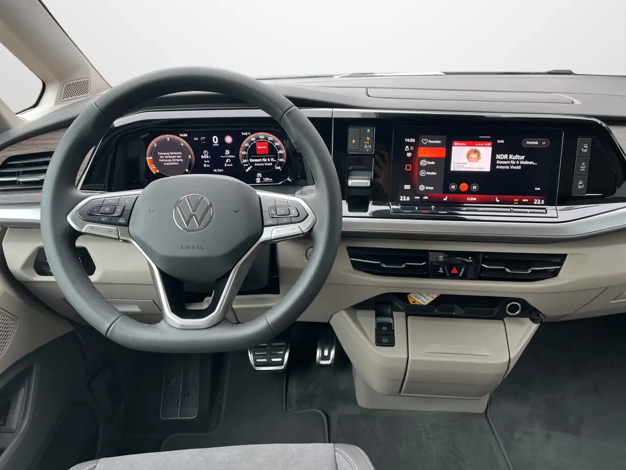 Volkswagen T7 Multivan 8