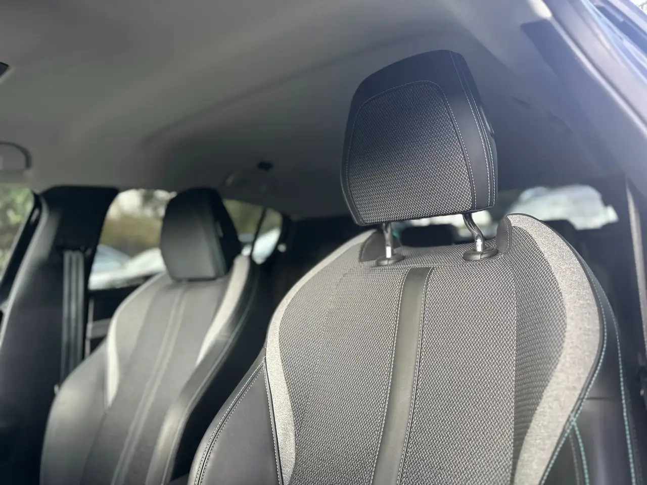 Peugeot 308 12