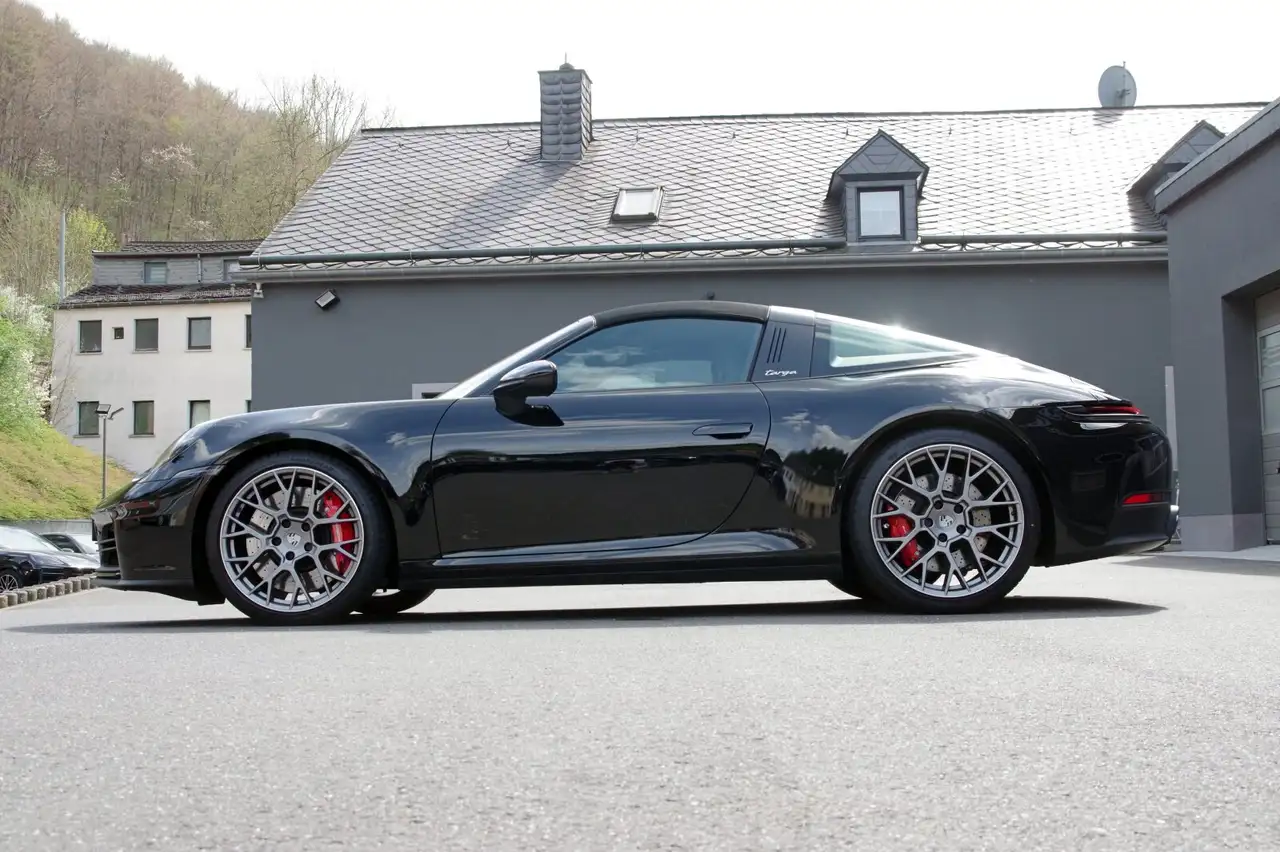 Porsche 992 3