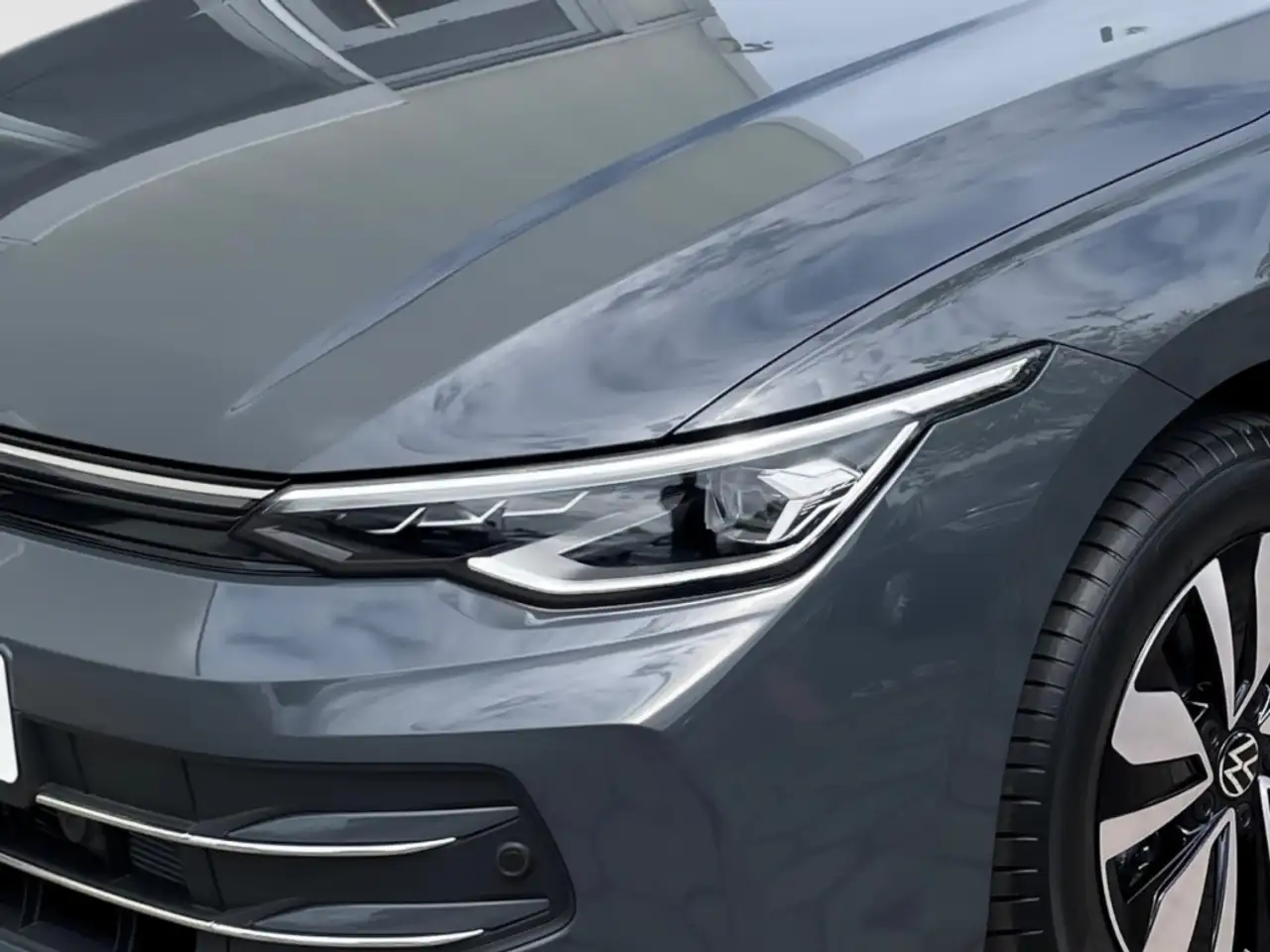 Volkswagen Golf VIII 5
