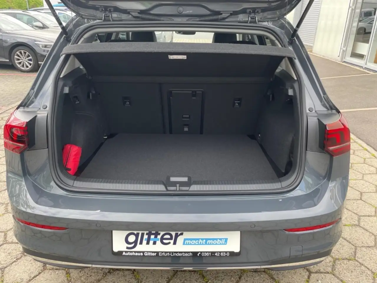 Volkswagen Golf VIII 12