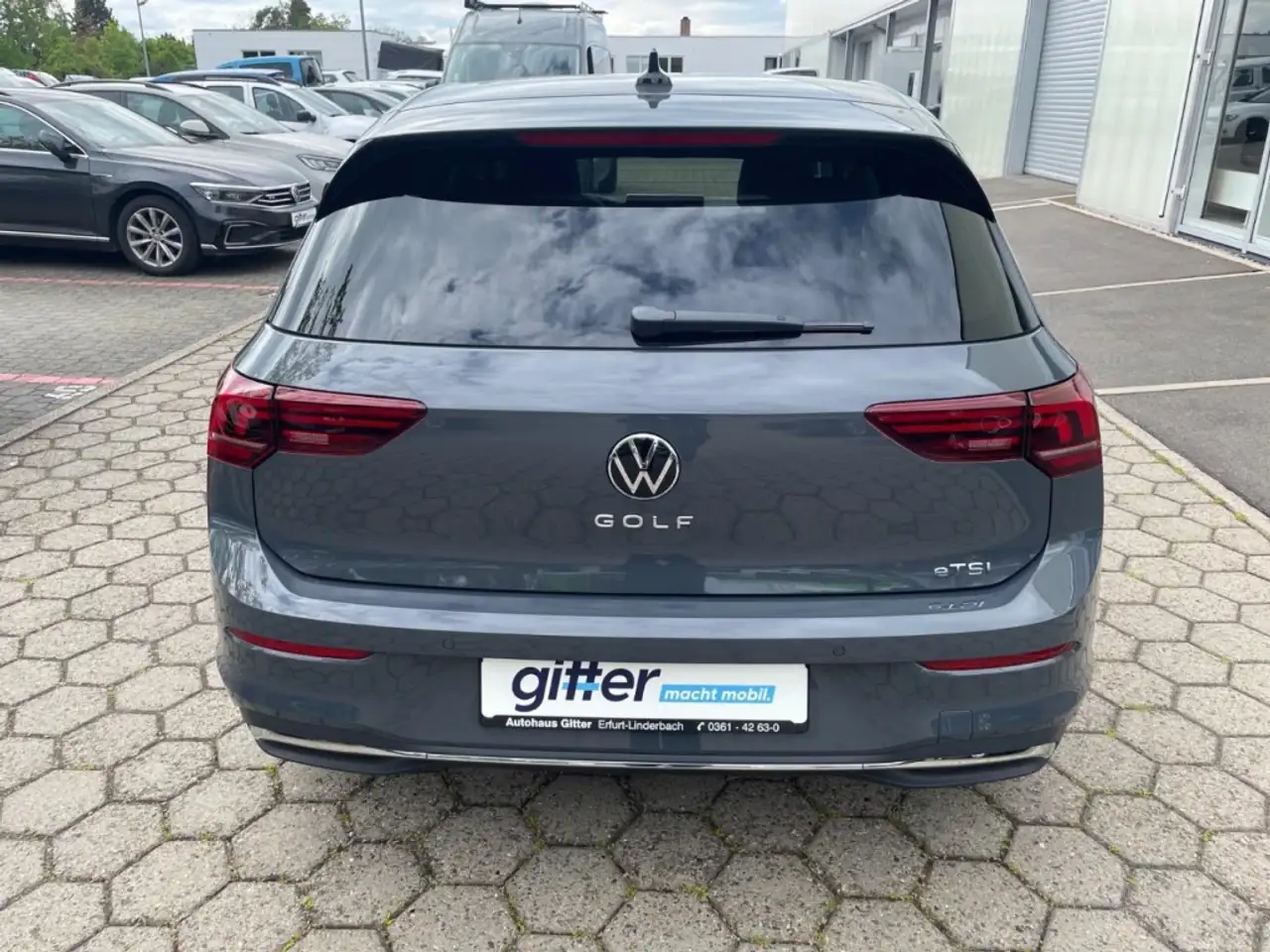 Volkswagen Golf VIII 13