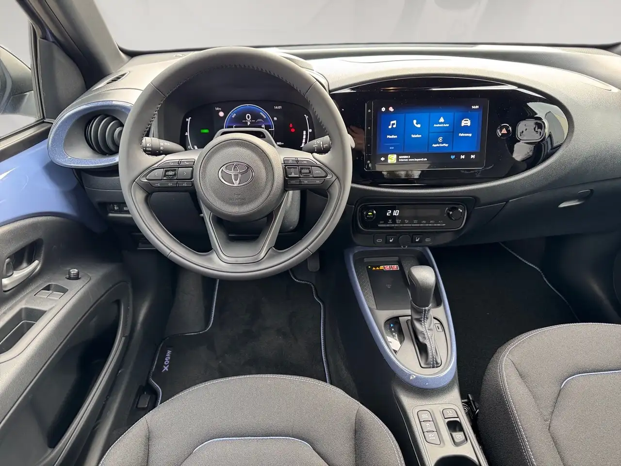 Toyota Aygo X 10