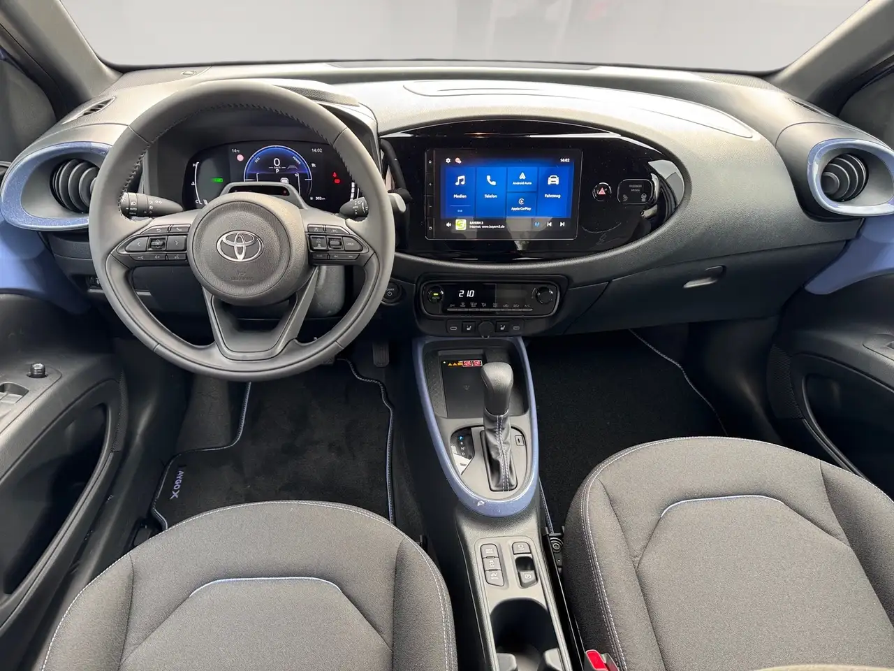 Toyota Aygo X 11