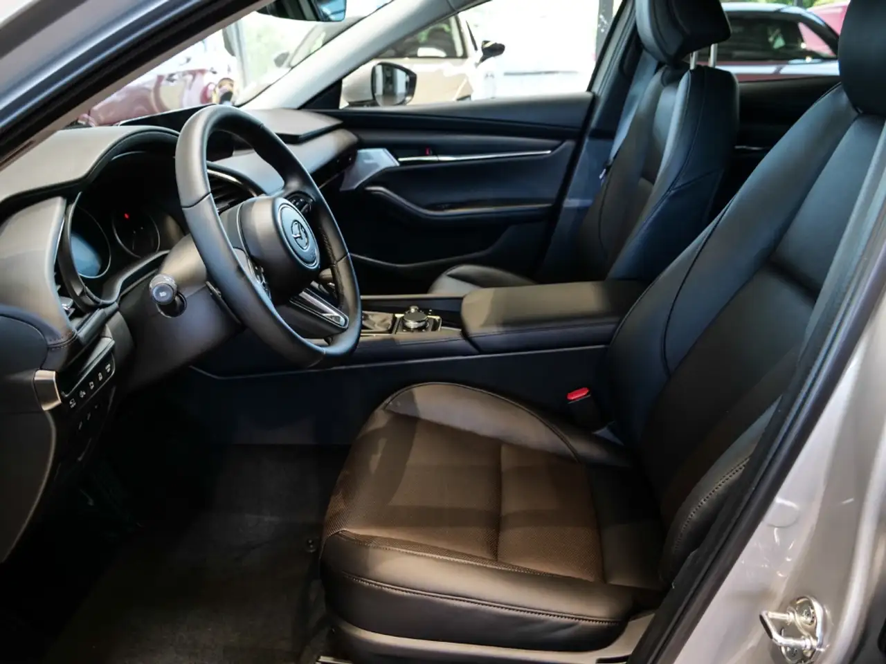 Mazda 3 6