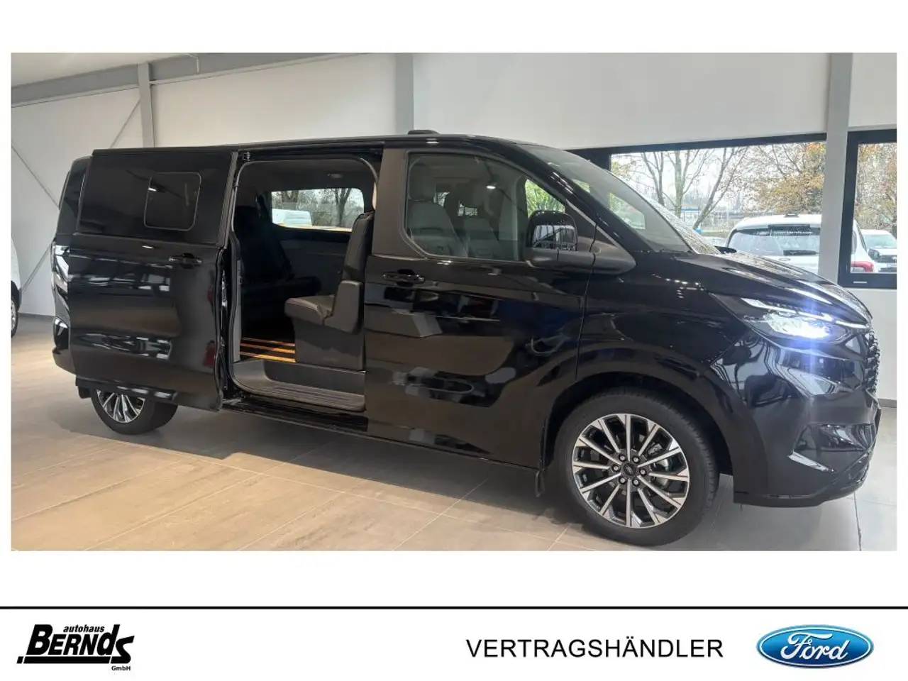 Ford Tourneo 4