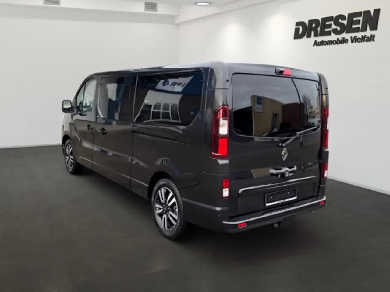 Renault Trafic 4