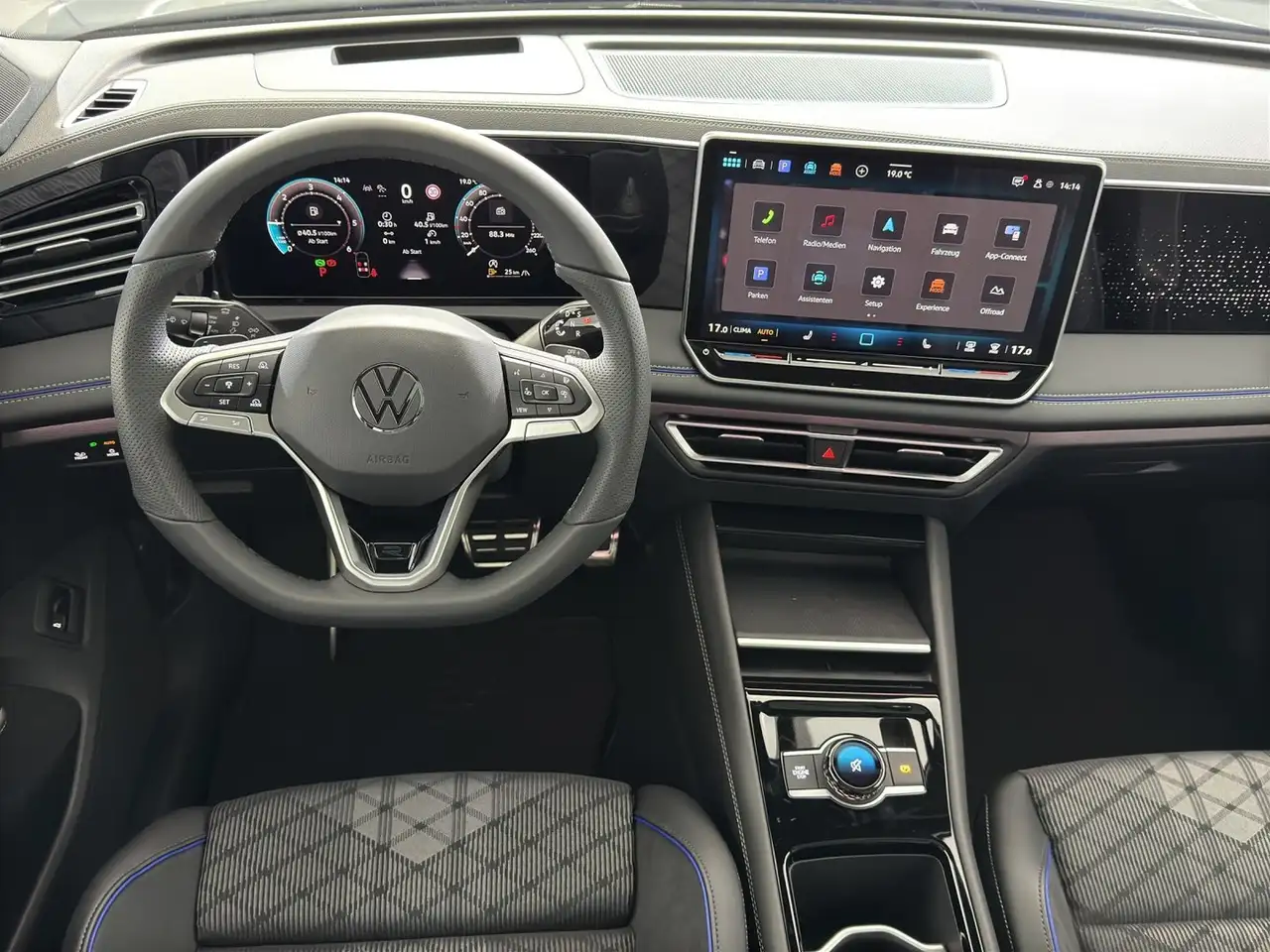 Volkswagen Tiguan 7