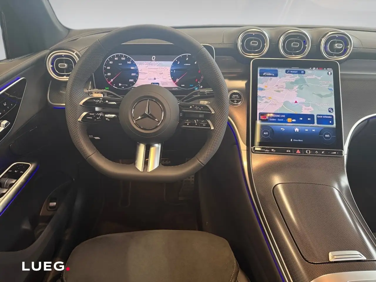 Mercedes-Benz GLC 220 11