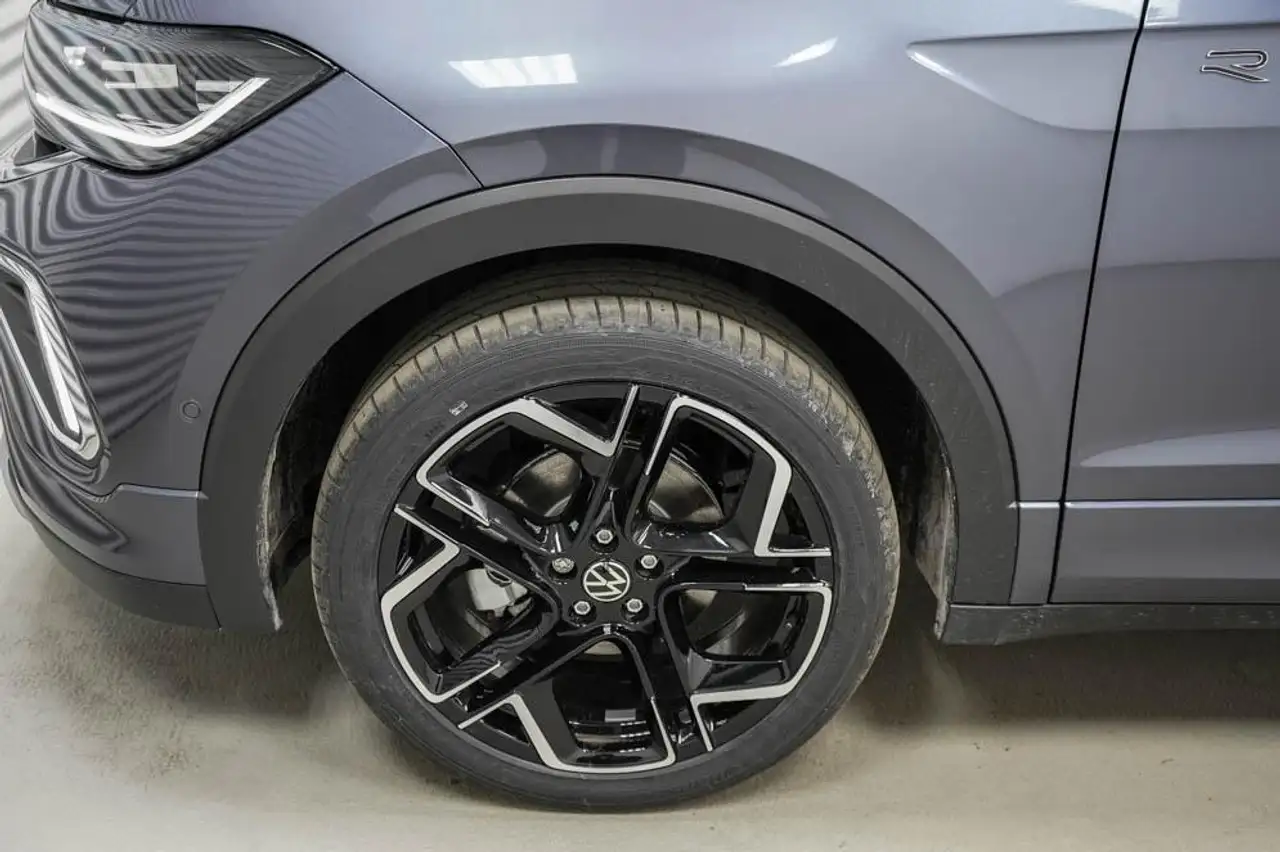Volkswagen T-Cross 5