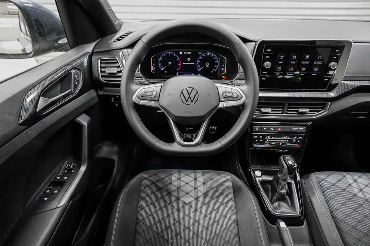 Volkswagen T-Cross 8