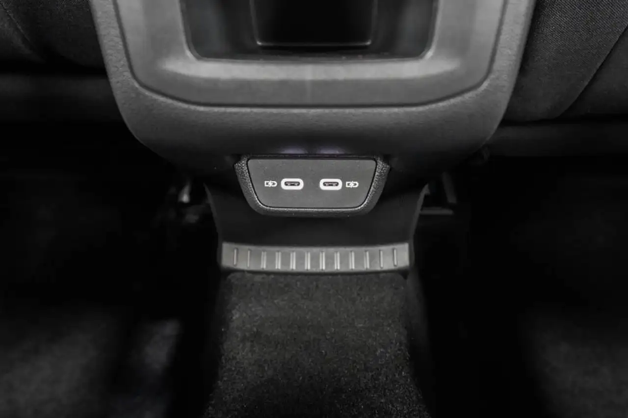 Volkswagen T-Cross 16