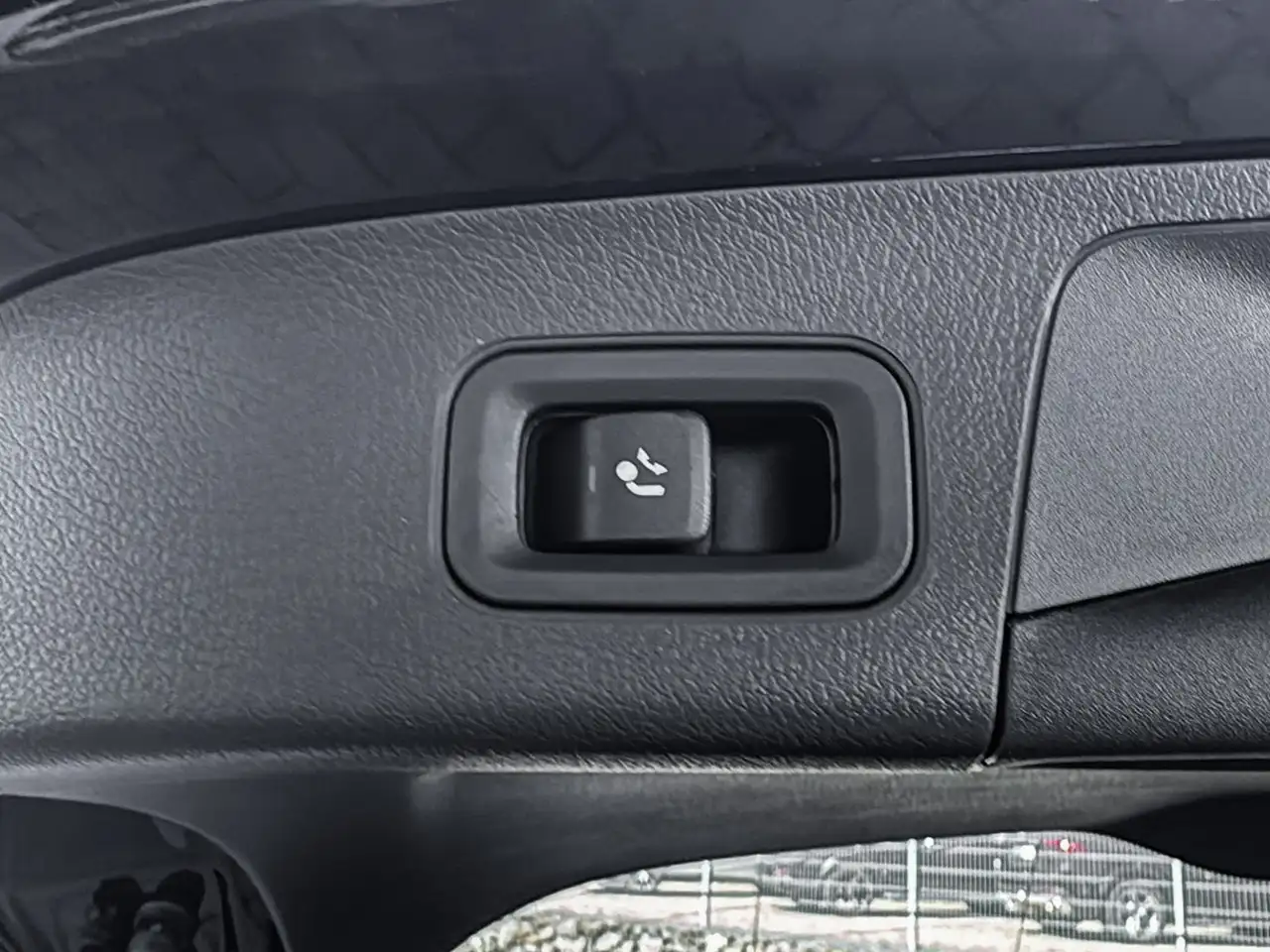 Mercedes-Benz EQA 250 17