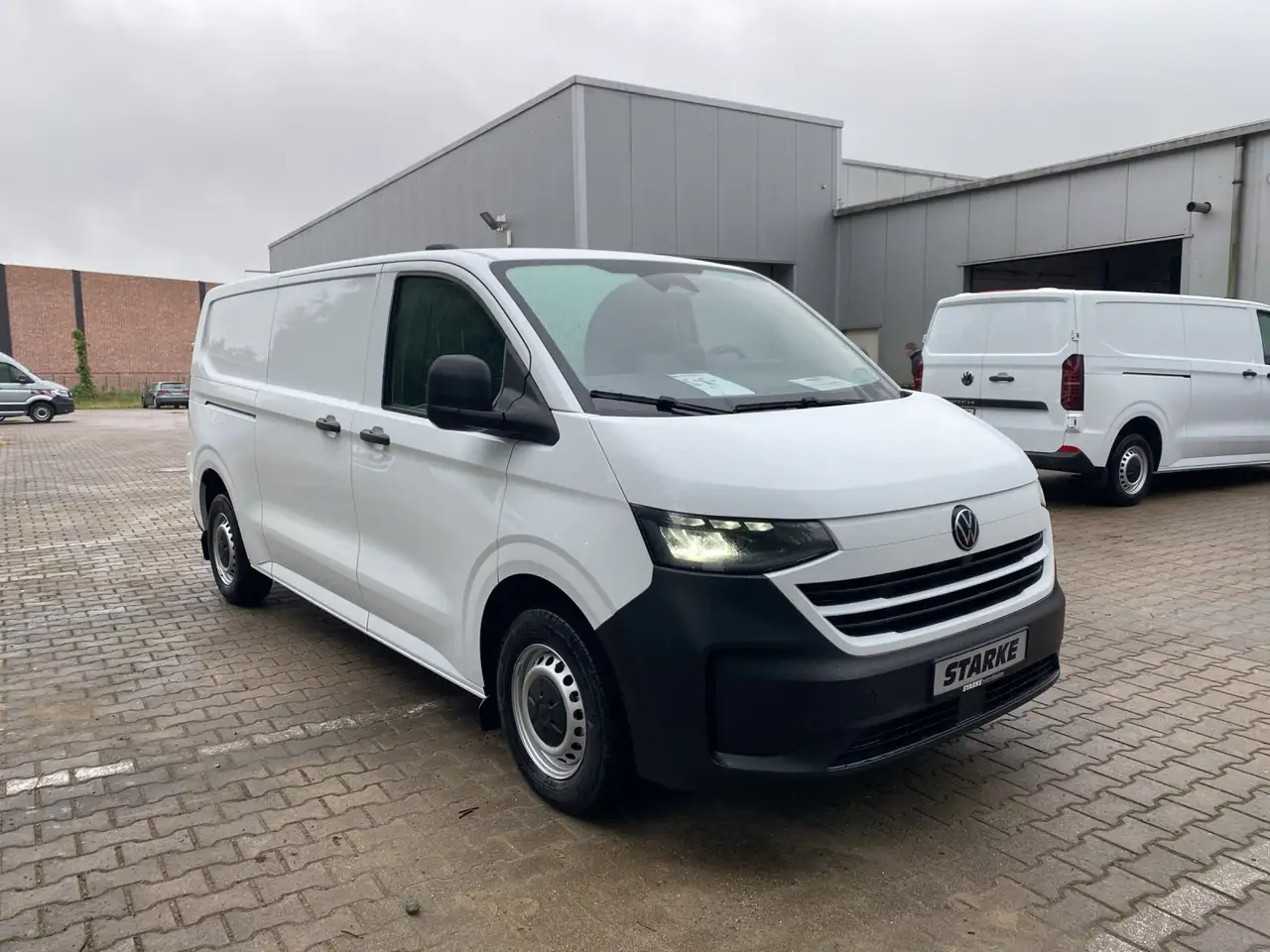 Volkswagen T7 Transporter 15
