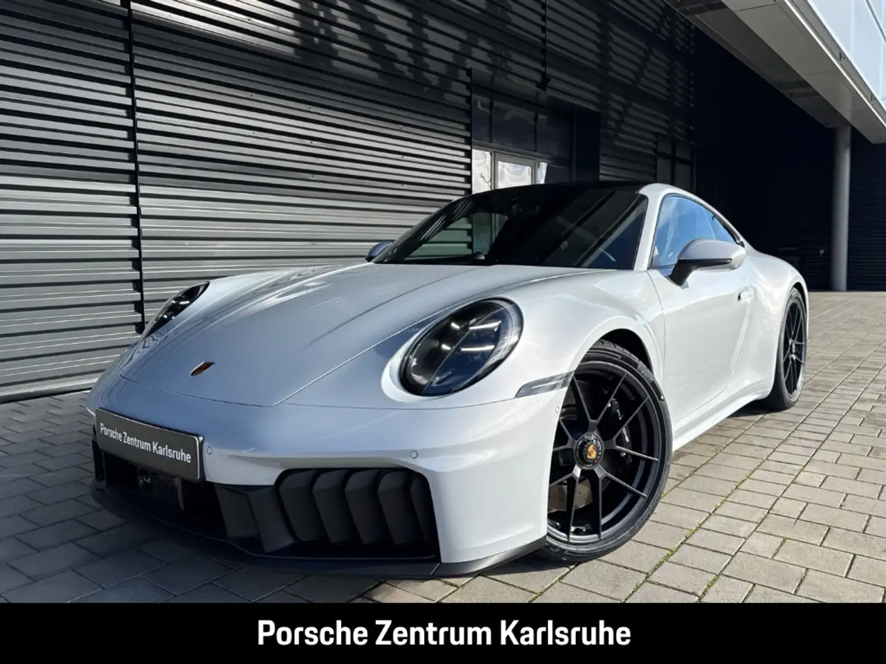 Porsche 992 911