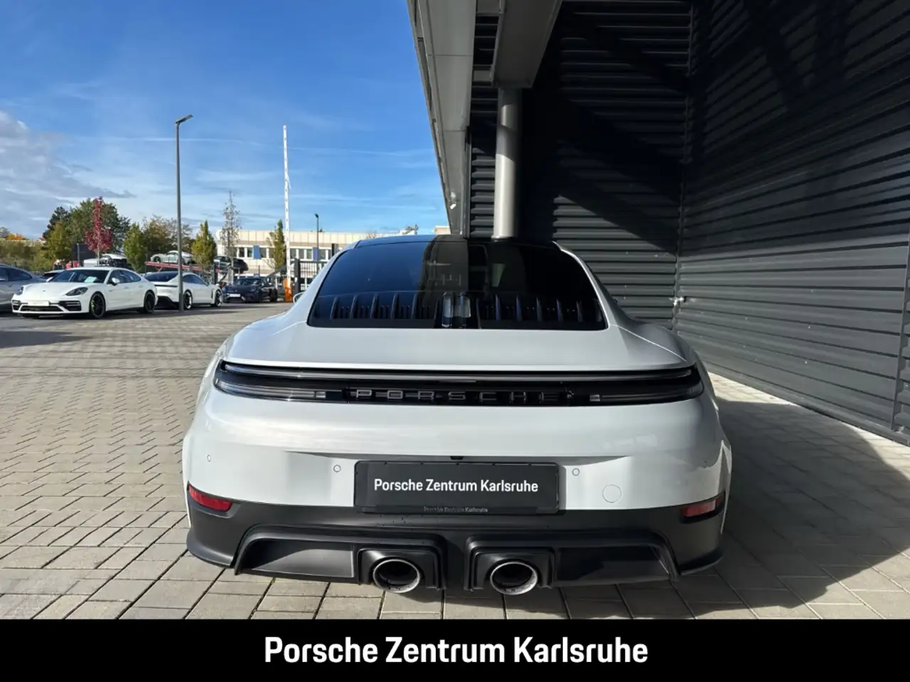 Porsche 992 911 5