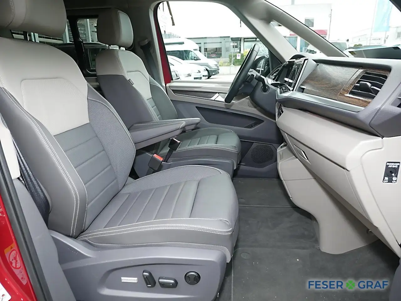 Volkswagen T7 Multivan 8
